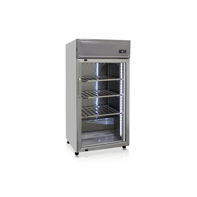 Esimerkki catering-vitriinistä Esimerkki catering-vitriinistä